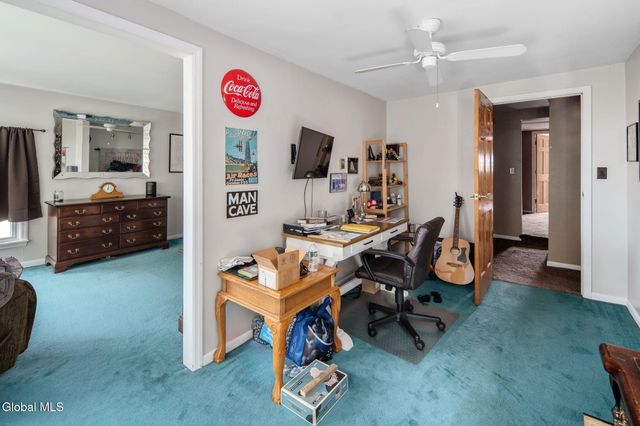 32 Broadway, Amsterdam, NY 12010