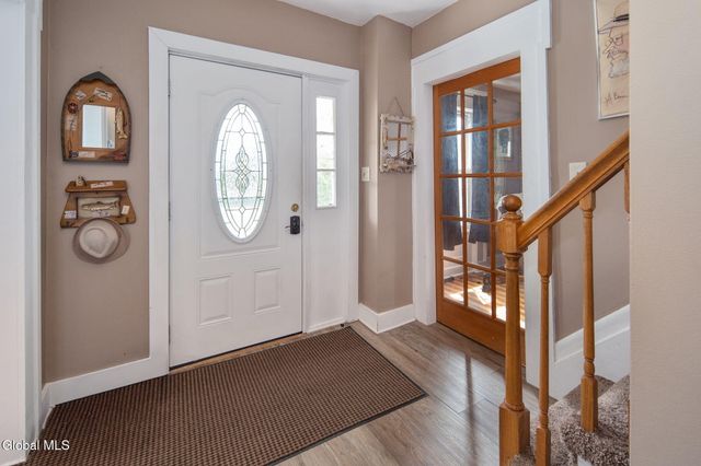 32 Broadway, Amsterdam, NY 12010