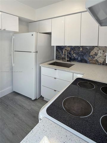 852 SW 1st St 6, Miami, FL 33130