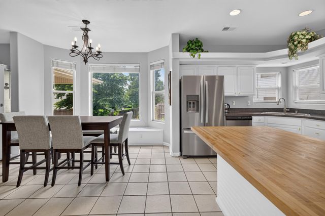 2637 Whiteberry Drive, Lexington, KY 40511