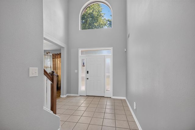 2637 Whiteberry Drive, Lexington, KY 40511