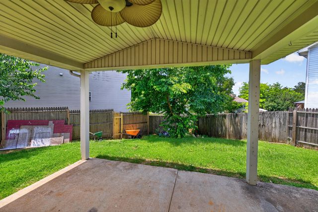 2637 Whiteberry Drive, Lexington, KY 40511