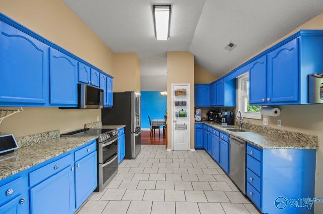 229 Sunset Circle W, Madison, AL 36758