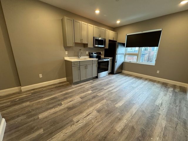 650 Beach St 301, Revere, MA 02151