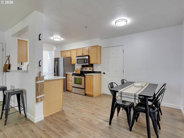 770 Nw 185TH Ave 105, Beaverton, OR 97006