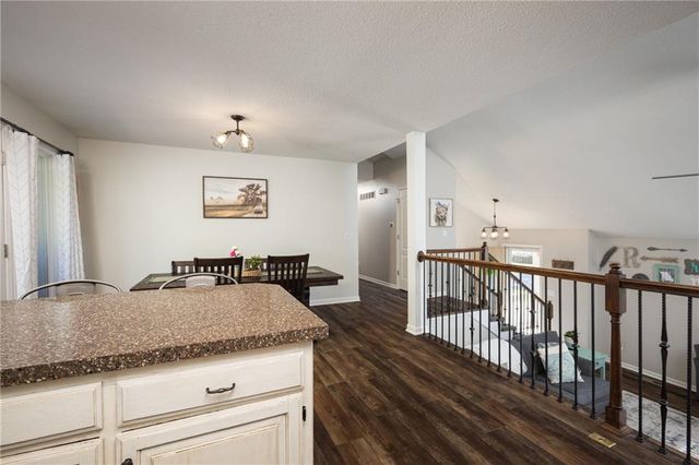 1127 SE Eastridge Drive, Blue Springs, MO 64014