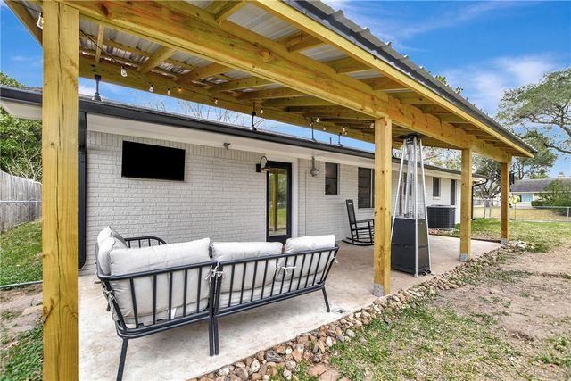 205 Munz Street, Brenham, TX 77833