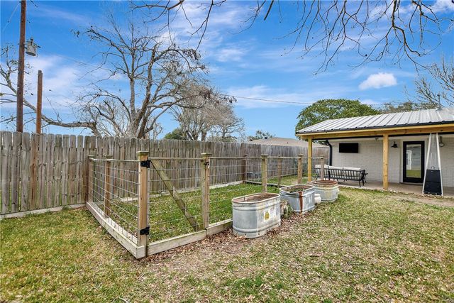 205 Munz Street, Brenham, TX 77833