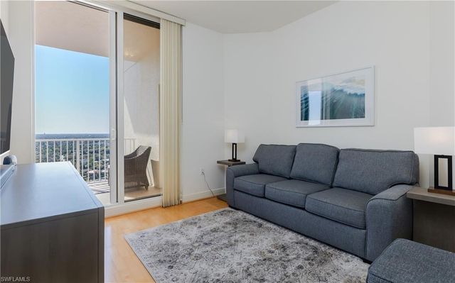 2090 W First ST # J2510, Fort Myers, FL 33901