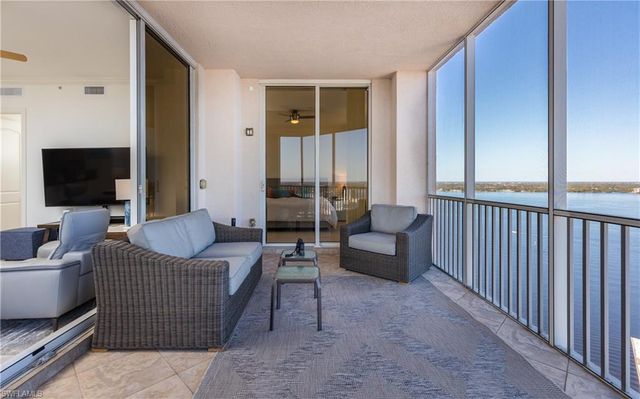 2090 W First ST # J2510, Fort Myers, FL 33901