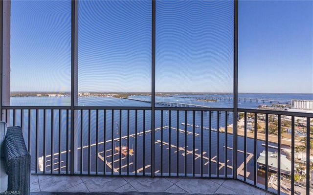 2090 W First ST # J2510, Fort Myers, FL 33901