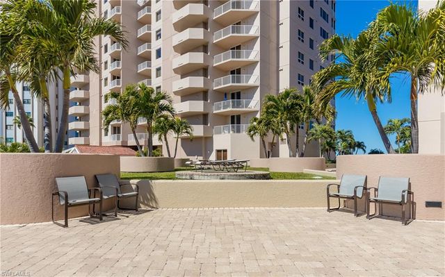 2090 W First ST # J2510, Fort Myers, FL 33901