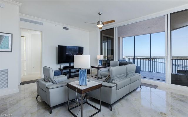 2090 W First ST # J2510, Fort Myers, FL 33901