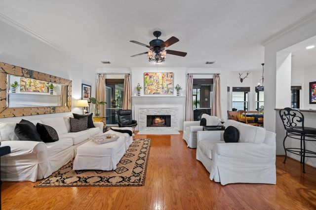 3003 Apple Forest Court, Kingwood, TX 77345