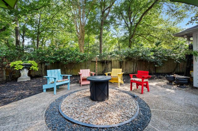 3003 Apple Forest Court, Kingwood, TX 77345