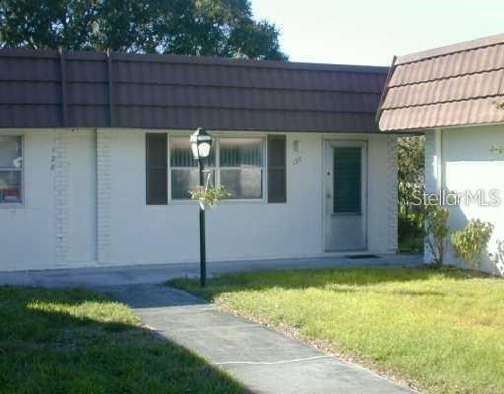 201 BEDFORD TRAIL F-127, Sun City Center, FL 33573