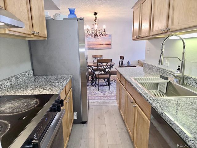 7645 E Quincy Ave 208, Denver, CO 80237