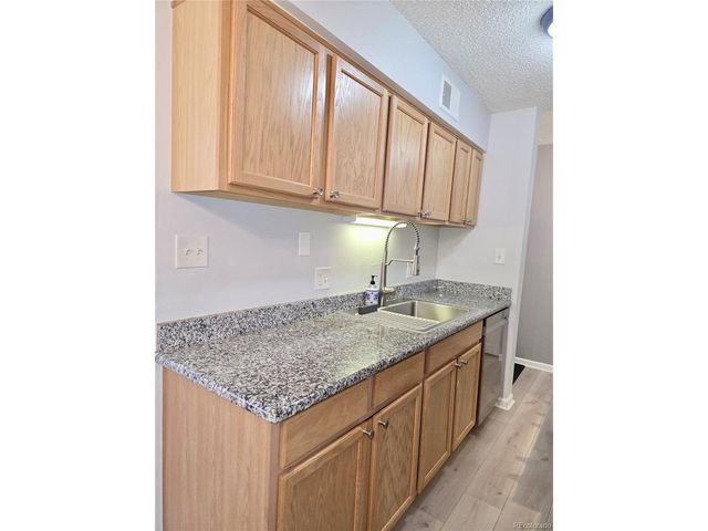 7645 E Quincy Ave 208, Denver, CO 80237