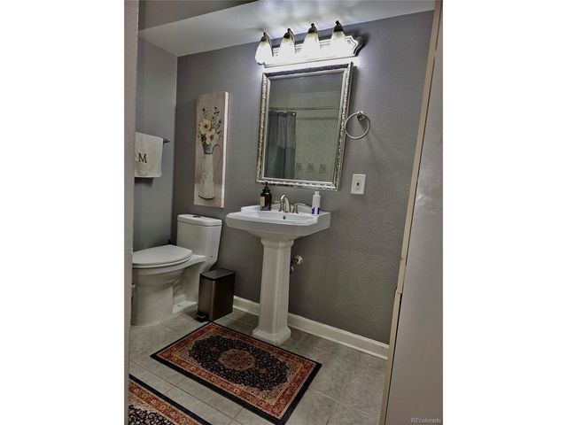7645 E Quincy Ave 208, Denver, CO 80237