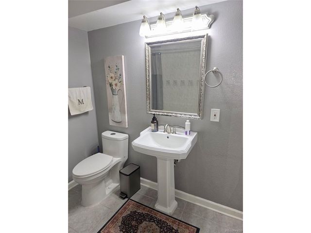 7645 E Quincy Ave 208, Denver, CO 80237