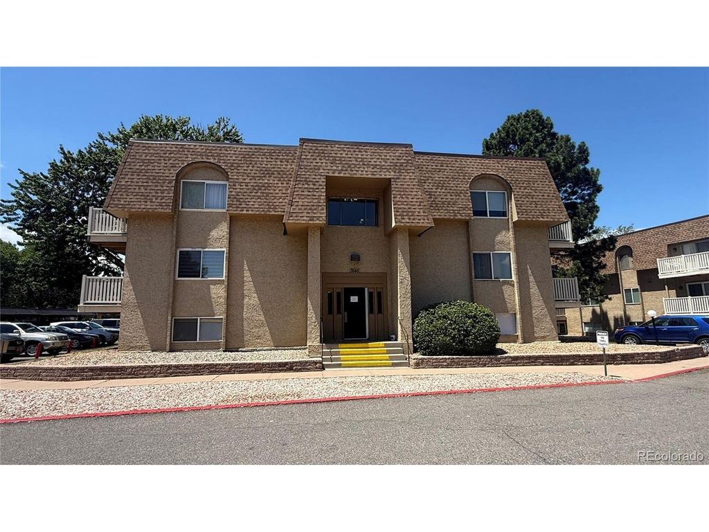 7645 E Quincy Ave 208, Denver, CO 80237