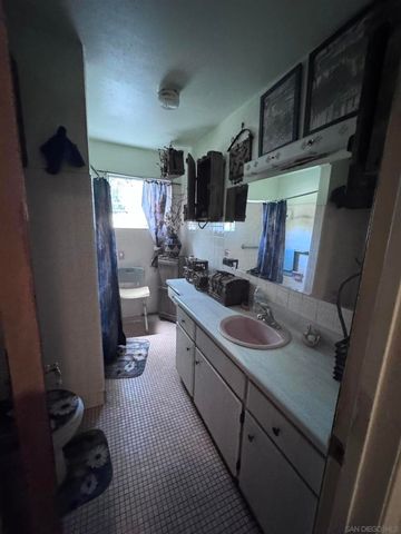 1311 Sunny Acres, Alpine, CA 91901