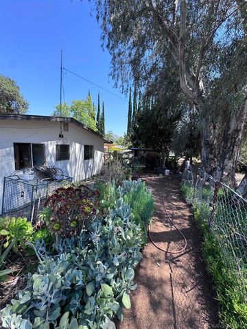 1311 Sunny Acres, Alpine, CA 91901