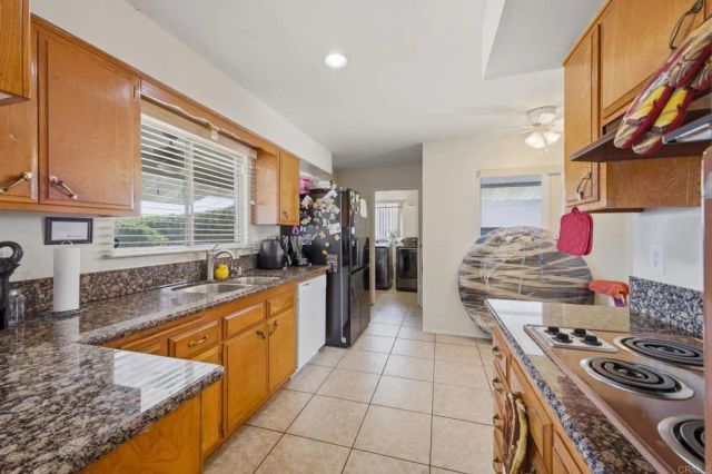 28536 Murrieta, Menifee, CA 92586