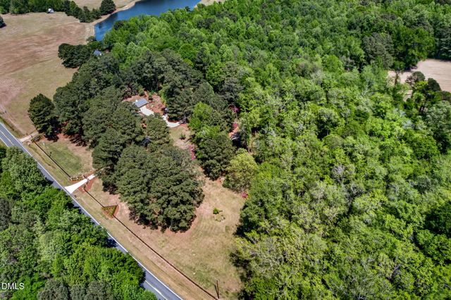 1046 Johnson Road, Coats, NC 27521