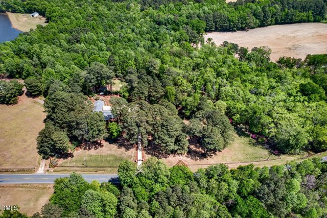 1046 Johnson Road, Coats, NC 27521