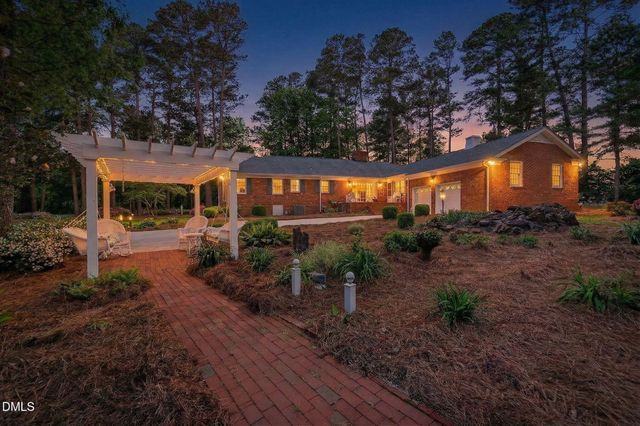 1046 Johnson Road, Coats, NC 27521