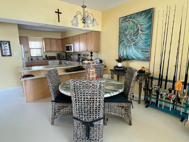 799 W Ocean Dr Unit 304, Key Colony, FL 33051