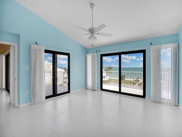 799 W Ocean Dr Unit 304, Key Colony, FL 33051