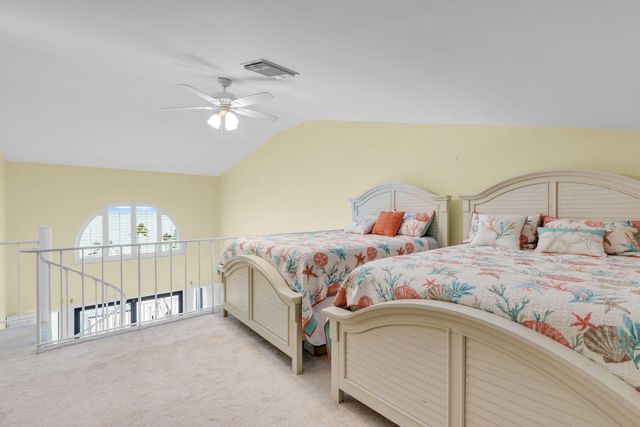 799 W Ocean Dr Unit 304, Key Colony, FL 33051