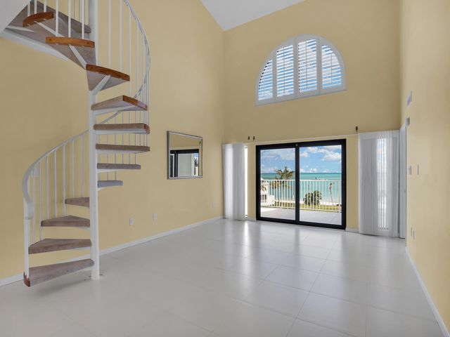 799 W Ocean Dr Unit 304, Key Colony, FL 33051