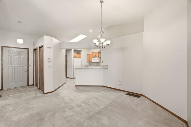 6907 N HAMILTON St, Spokane, WA 99208