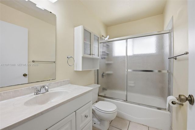 3810 NW 58th St, Coconut Creek, FL 33073