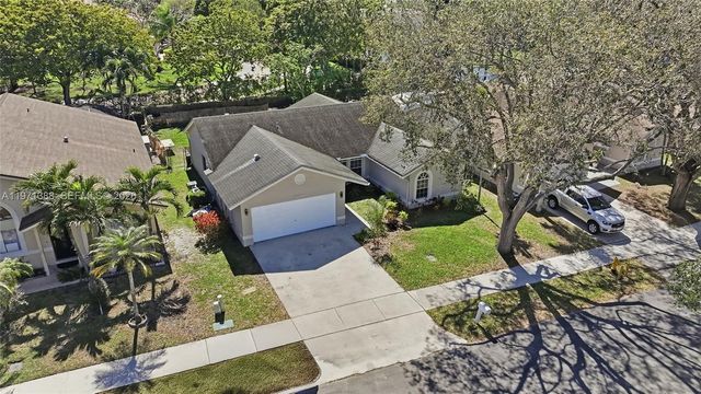 3810 NW 58th St, Coconut Creek, FL 33073