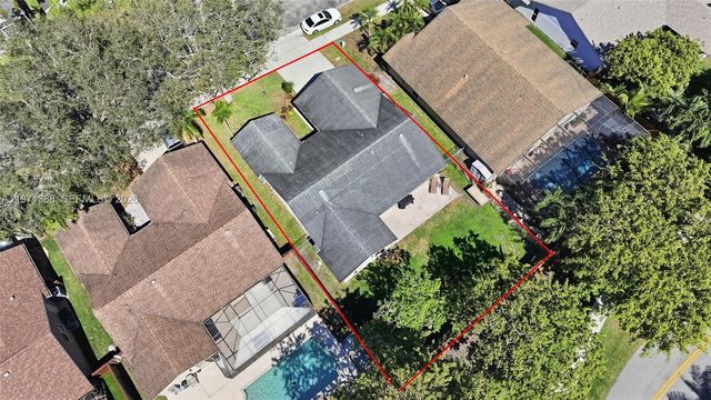3810 NW 58th St, Coconut Creek, FL 33073