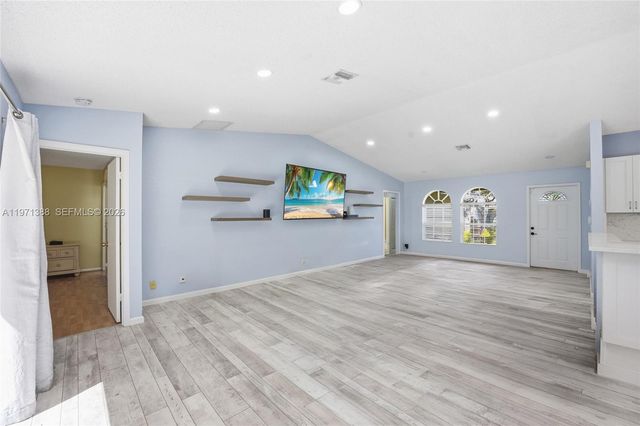 3810 NW 58th St, Coconut Creek, FL 33073