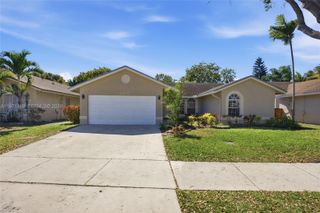 3810 NW 58th St, Coconut Creek, FL 33073