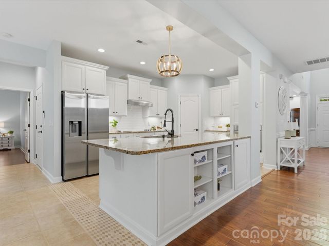 5017 Hedgebrook Lane, Waxhaw, NC 28173