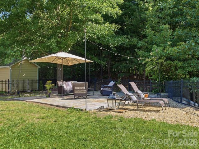 5017 Hedgebrook Lane, Waxhaw, NC 28173
