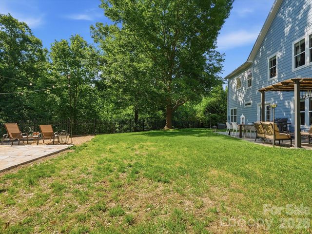 5017 Hedgebrook Lane, Waxhaw, NC 28173