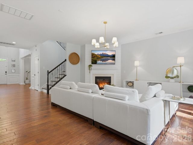 5017 Hedgebrook Lane, Waxhaw, NC 28173