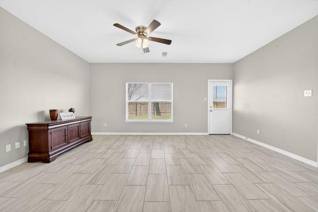 312 Meadow View Lane, Anna, TX 75409