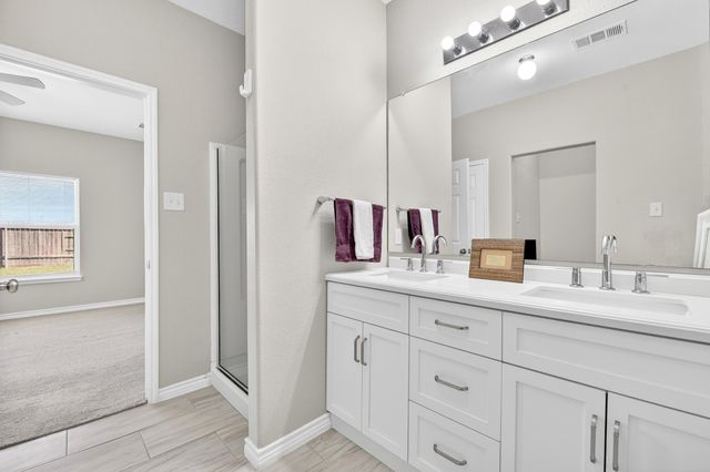 312 Meadow View Lane, Anna, TX 75409