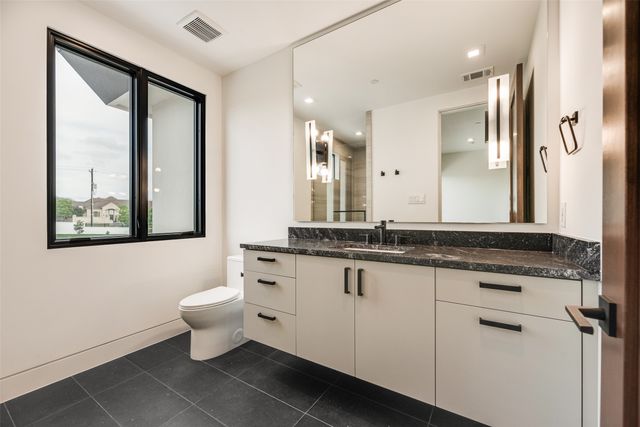 410 S White Chapel Boulevard, Southlake, TX 76092