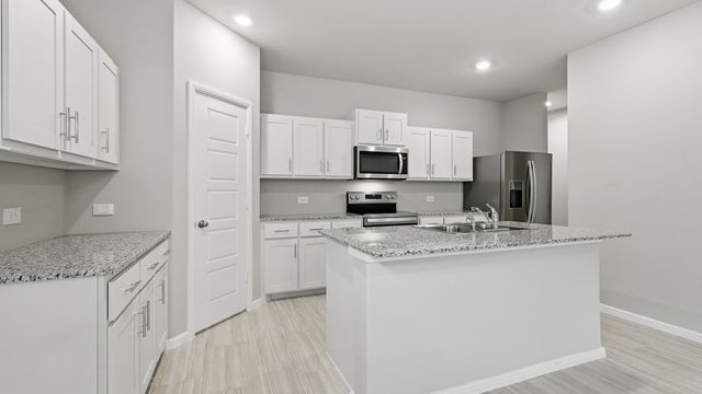 2800 MAPLE ORCHARD Lane, Fort Worth, TX 76140