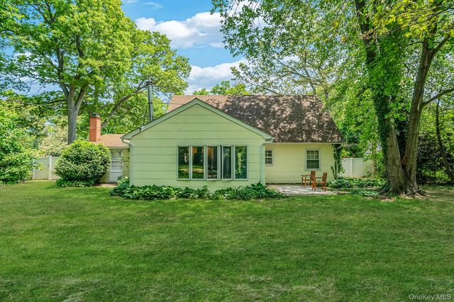 20 Wintergreen Drive, Coram, NY 11727